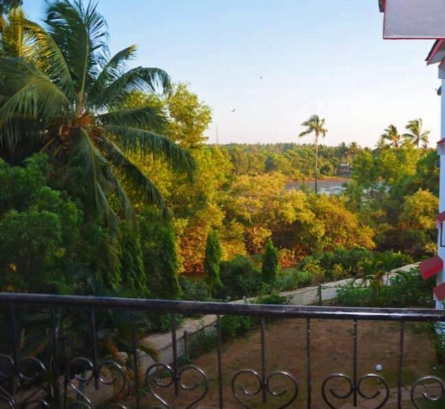 Bbn Serviced Apartment Calangute Esterno foto